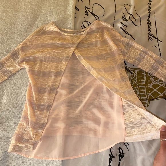 Daytrip Sweater - Picture 3 of 4